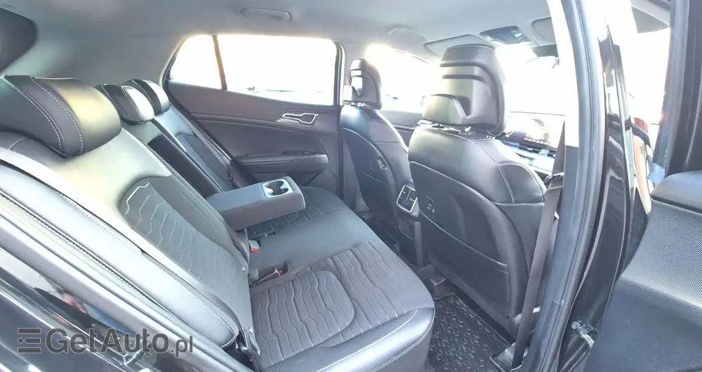 KIA Sportage 1.6 T-GDI HEV Business Line 2WD