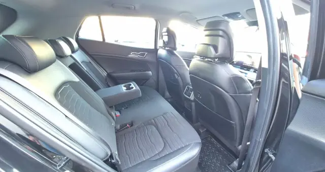 KIA Sportage 1.6 T-GDI HEV Business Line 2WD