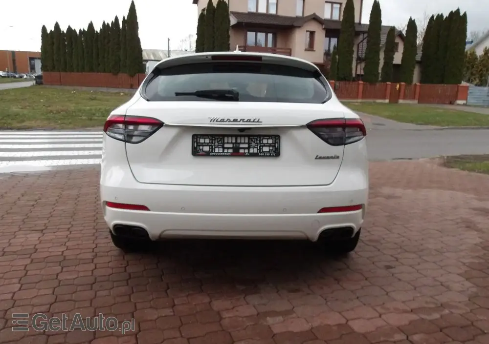MASERATI Levante GT Hybrid