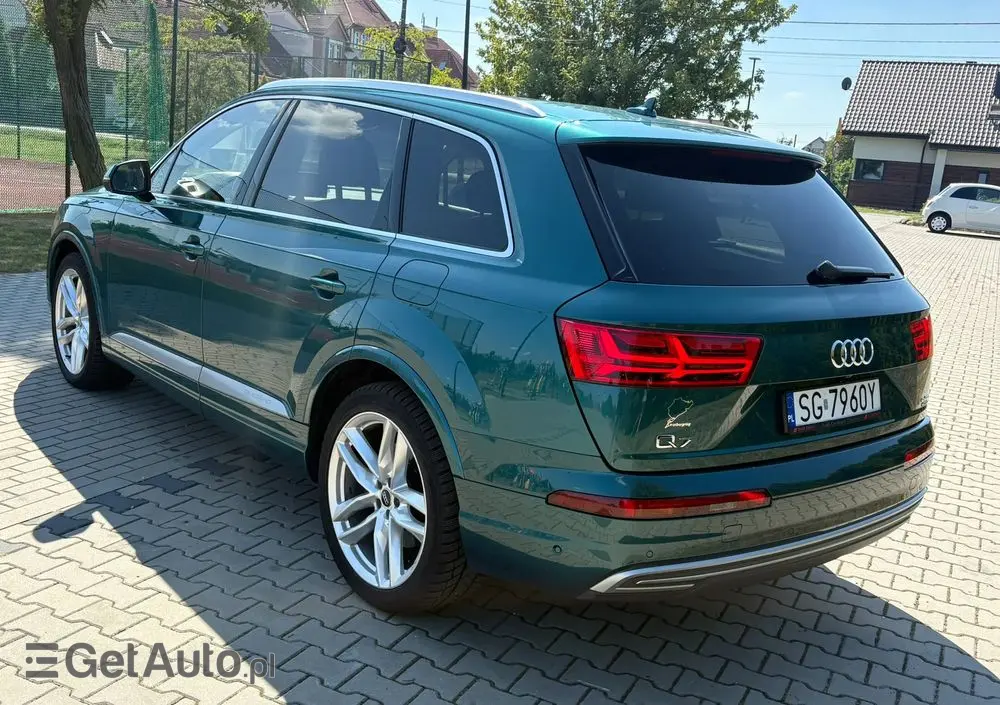 AUDI Q7 SUV TDI quattro 210 kW tiptronic S line business