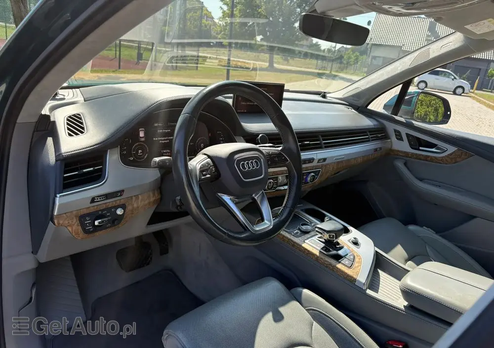 AUDI Q7 SUV TDI quattro 210 kW tiptronic S line business