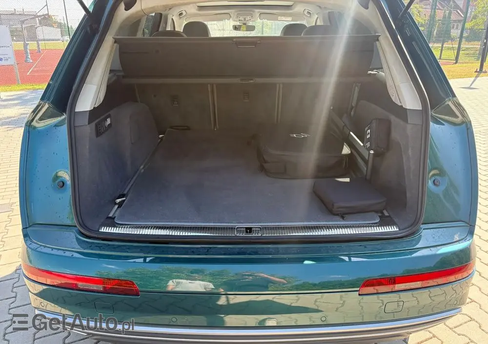 AUDI Q7 SUV TDI quattro 210 kW tiptronic S line business