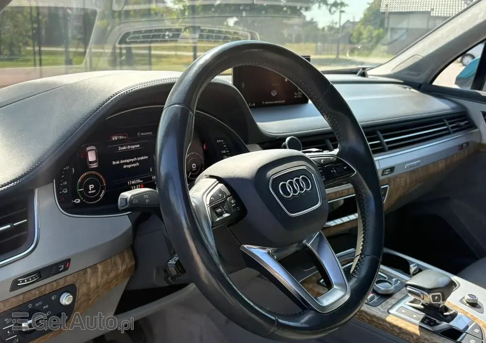 AUDI Q7 SUV TDI quattro 210 kW tiptronic S line business