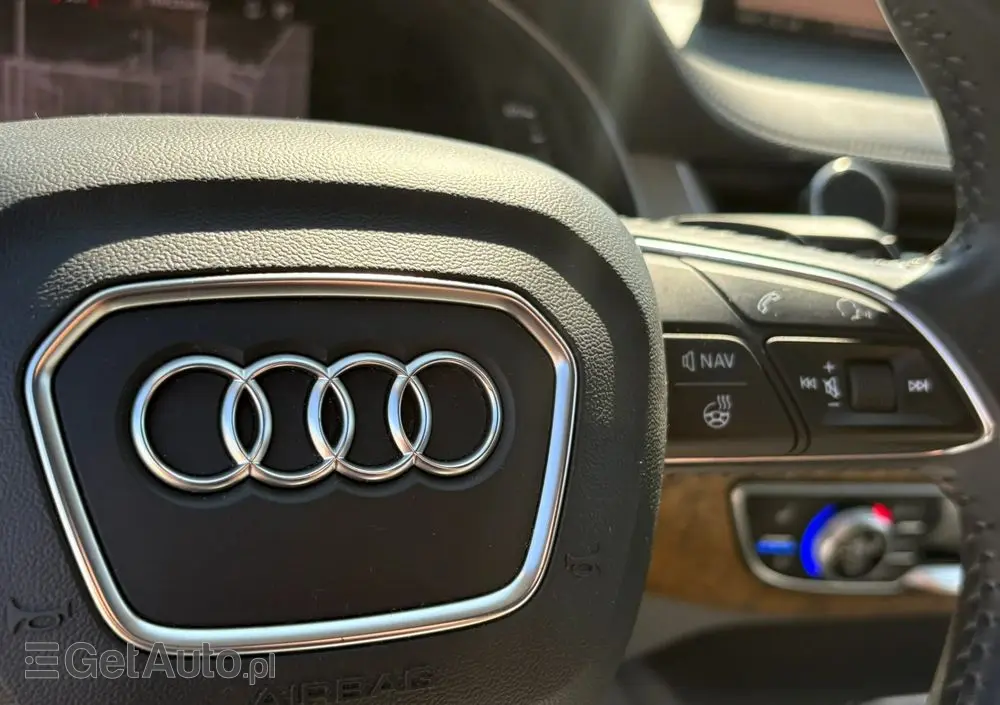 AUDI Q7 SUV TDI quattro 210 kW tiptronic S line business