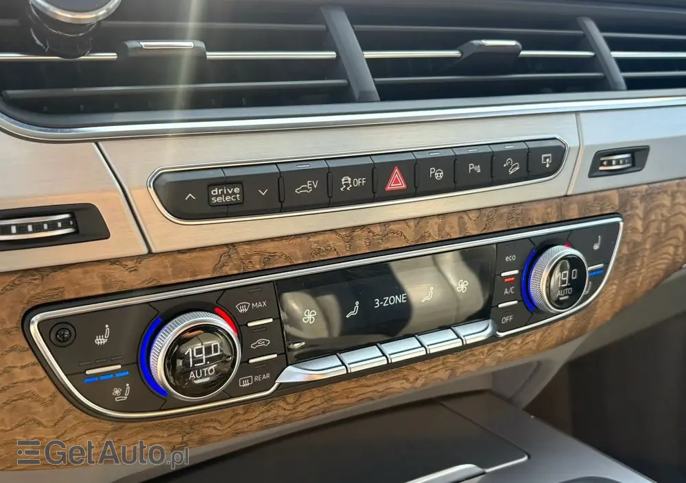 AUDI Q7 SUV TDI quattro 210 kW tiptronic S line business