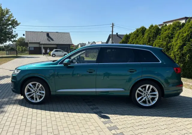 AUDI Q7 SUV TDI quattro 210 kW tiptronic S line business