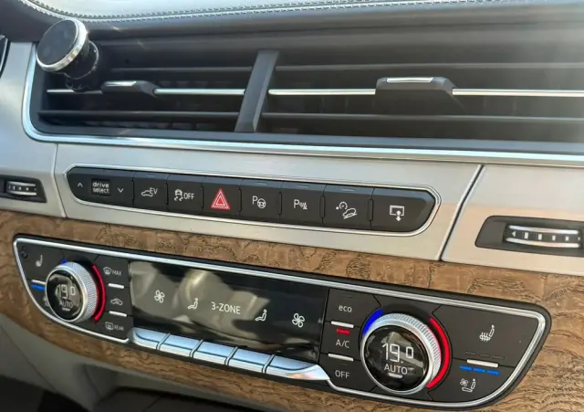 AUDI Q7 SUV TDI quattro 210 kW tiptronic S line business