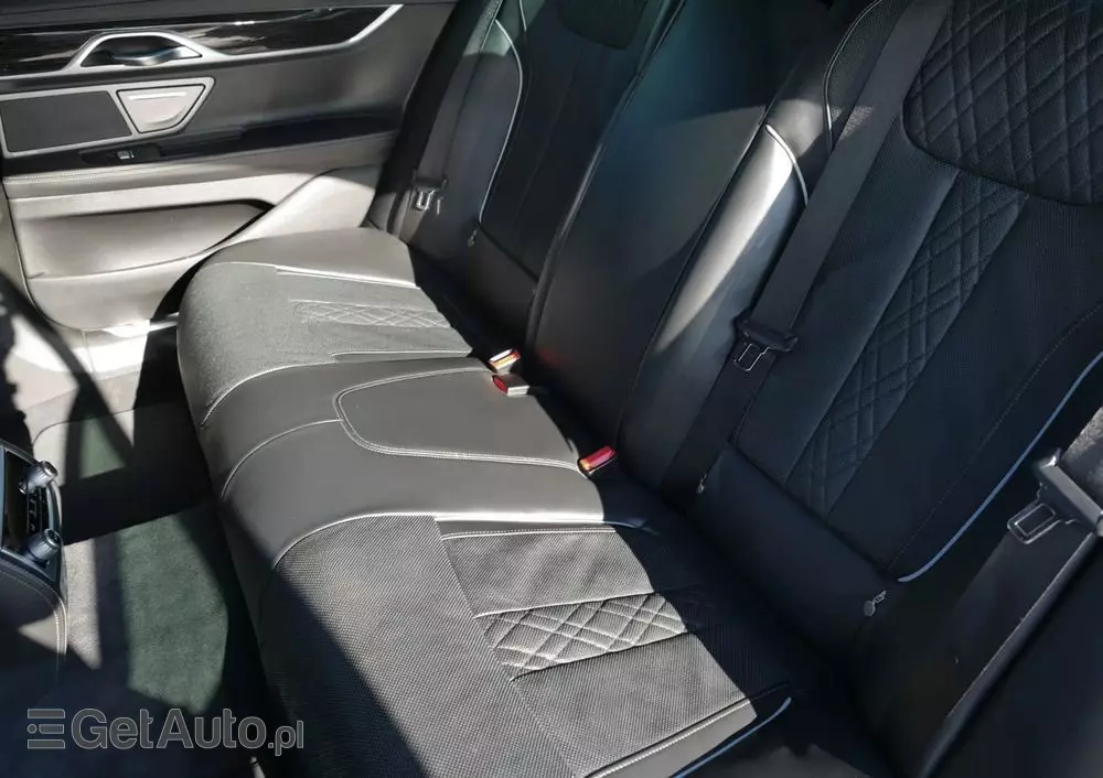 BMW Seria 7 740d xDrive