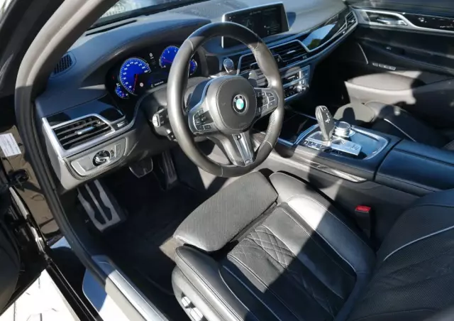 BMW Seria 7 740d xDrive
