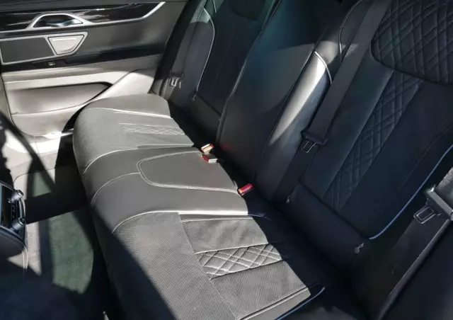 BMW Seria 7 740d xDrive