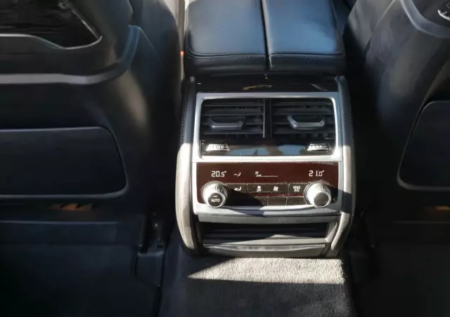 BMW Seria 7 740d xDrive