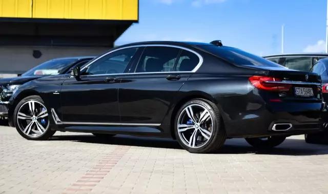 BMW Seria 7 740d xDrive