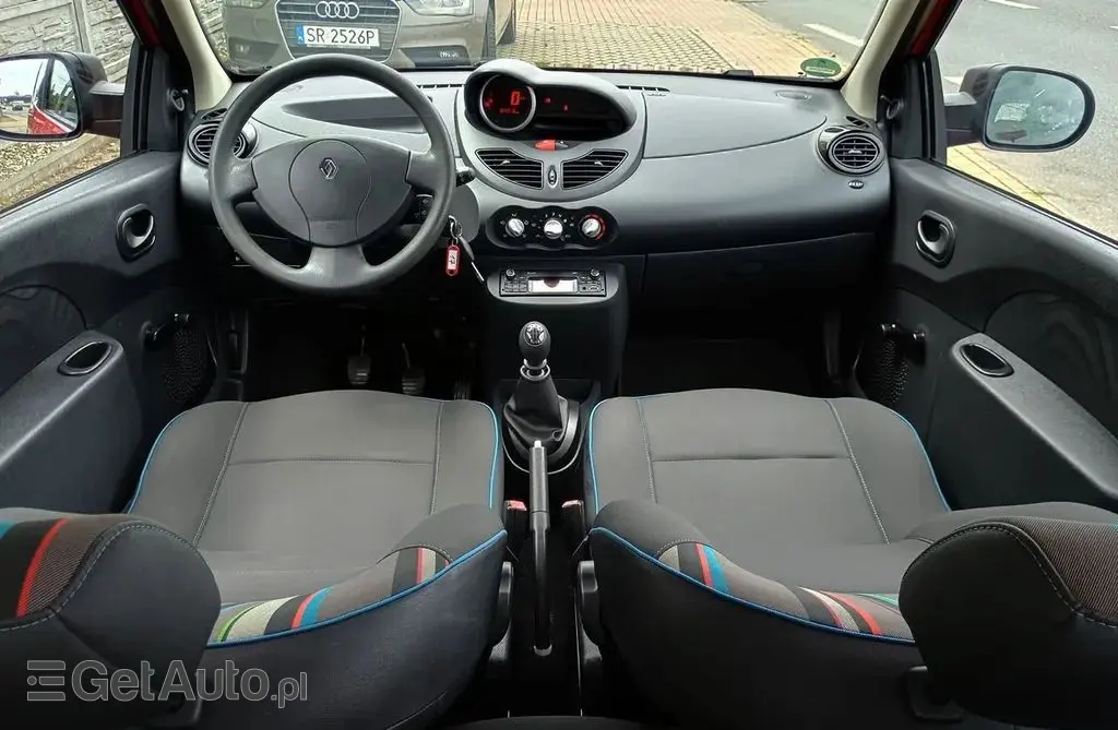 RENAULT Twingo 