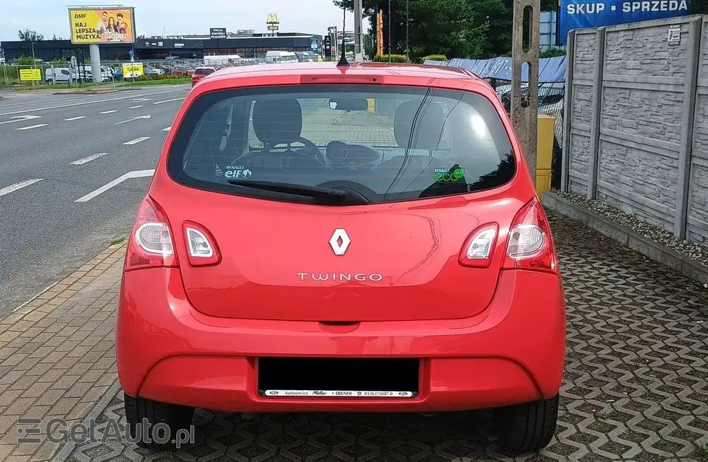 RENAULT Twingo 