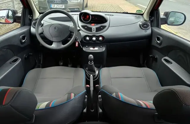RENAULT Twingo 