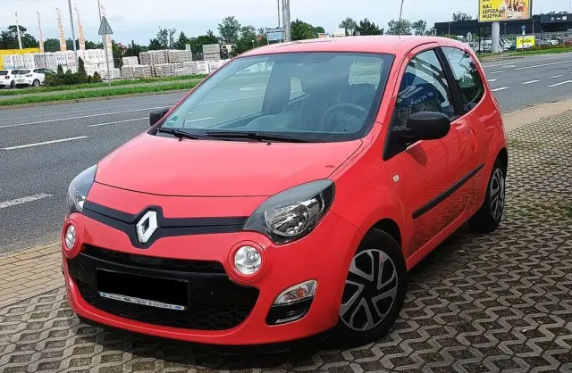 RENAULT Twingo 