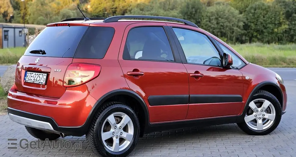 SUZUKI SX4 1.6 Premium