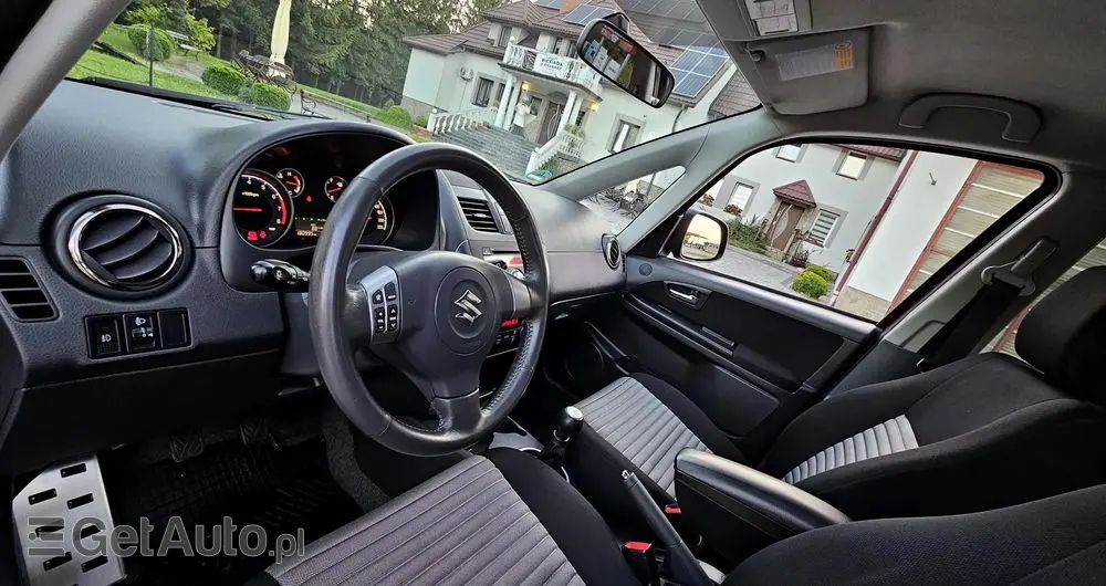SUZUKI SX4 1.6 Premium
