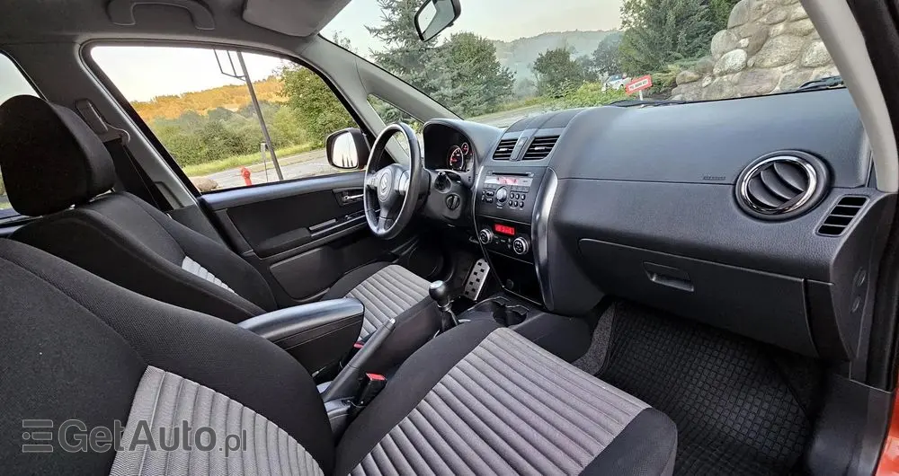 SUZUKI SX4 1.6 Premium