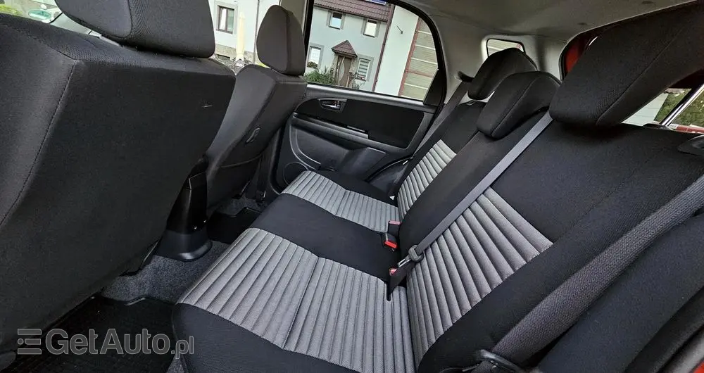 SUZUKI SX4 1.6 Premium