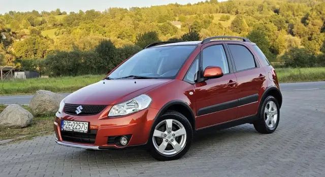 SUZUKI SX4 1.6 Premium