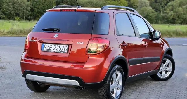 SUZUKI SX4 1.6 Premium