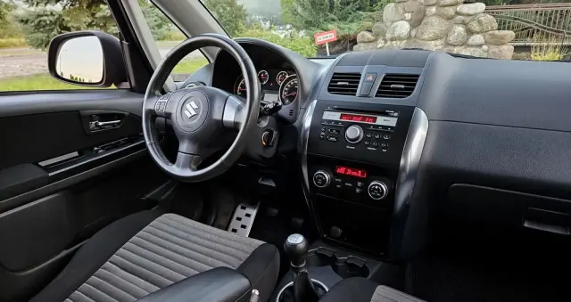 SUZUKI SX4 1.6 Premium