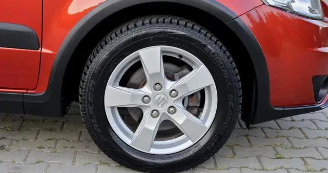 SUZUKI SX4 1.6 Premium