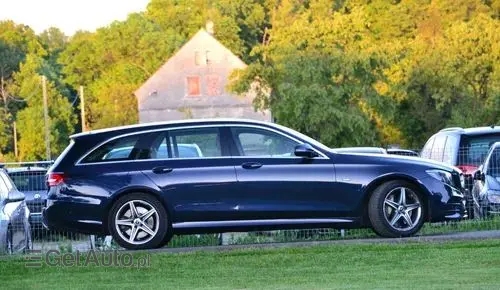MERCEDES-BENZ Klasa E 