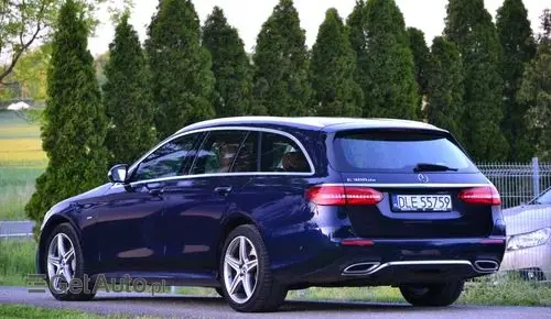 MERCEDES-BENZ Klasa E 