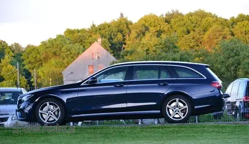 MERCEDES-BENZ Klasa E 