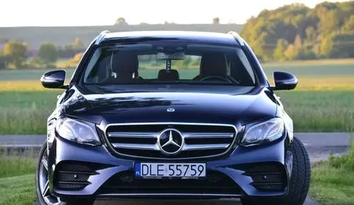 MERCEDES-BENZ Klasa E 