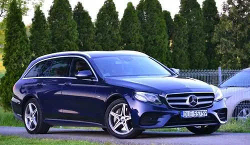 MERCEDES-BENZ Klasa E 