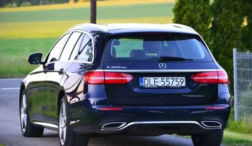 MERCEDES-BENZ Klasa E 