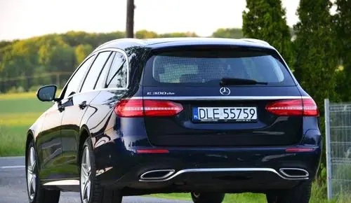 MERCEDES-BENZ Klasa E 