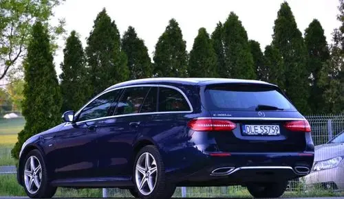 MERCEDES-BENZ Klasa E 