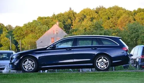 MERCEDES-BENZ Klasa E 