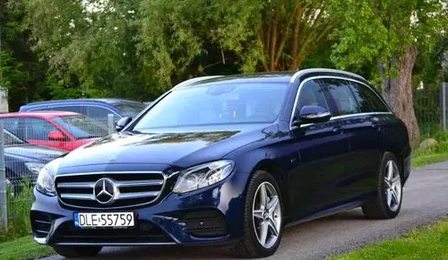 MERCEDES-BENZ Klasa E 