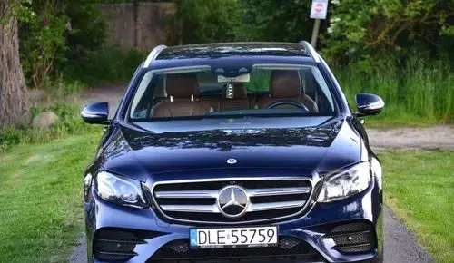 MERCEDES-BENZ Klasa E 