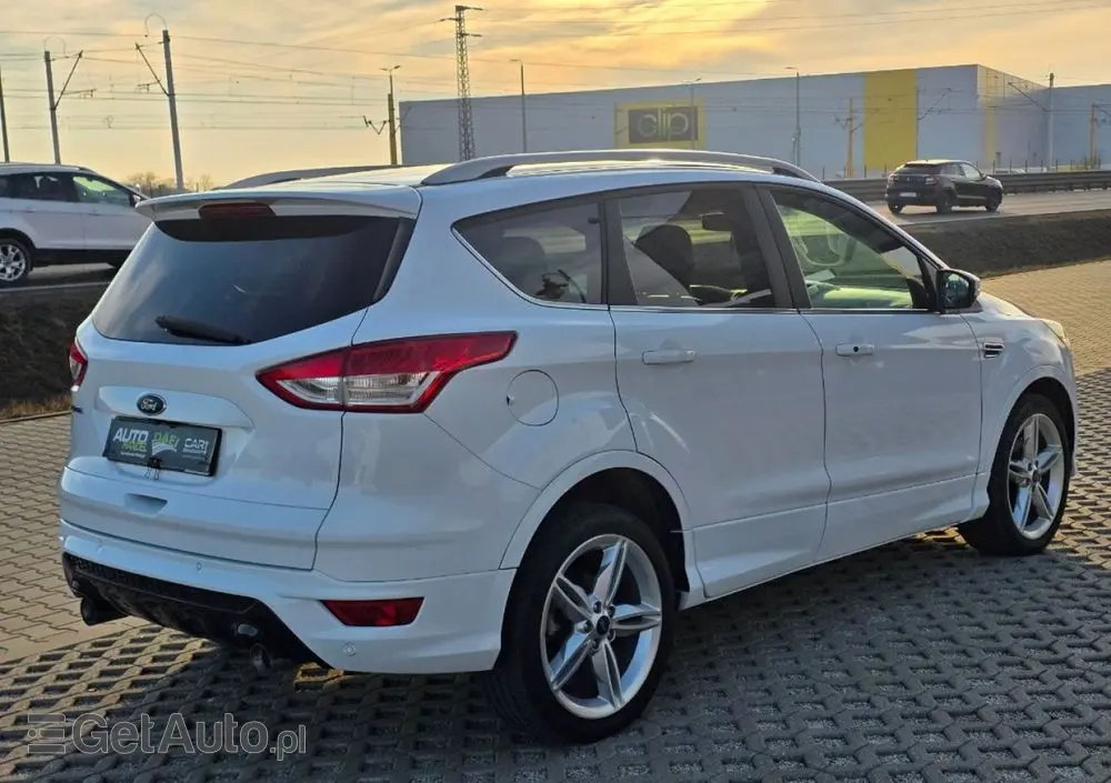FORD Kuga 