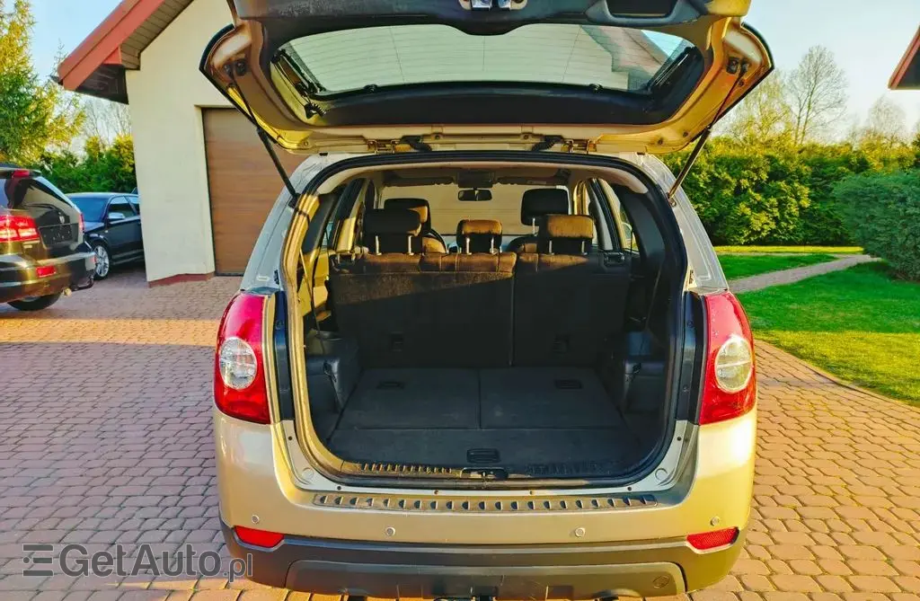 CHEVROLET Captiva 