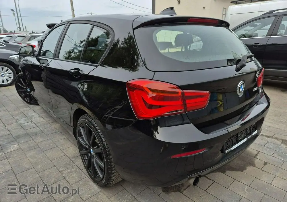 BMW Seria 1 118i Advantage