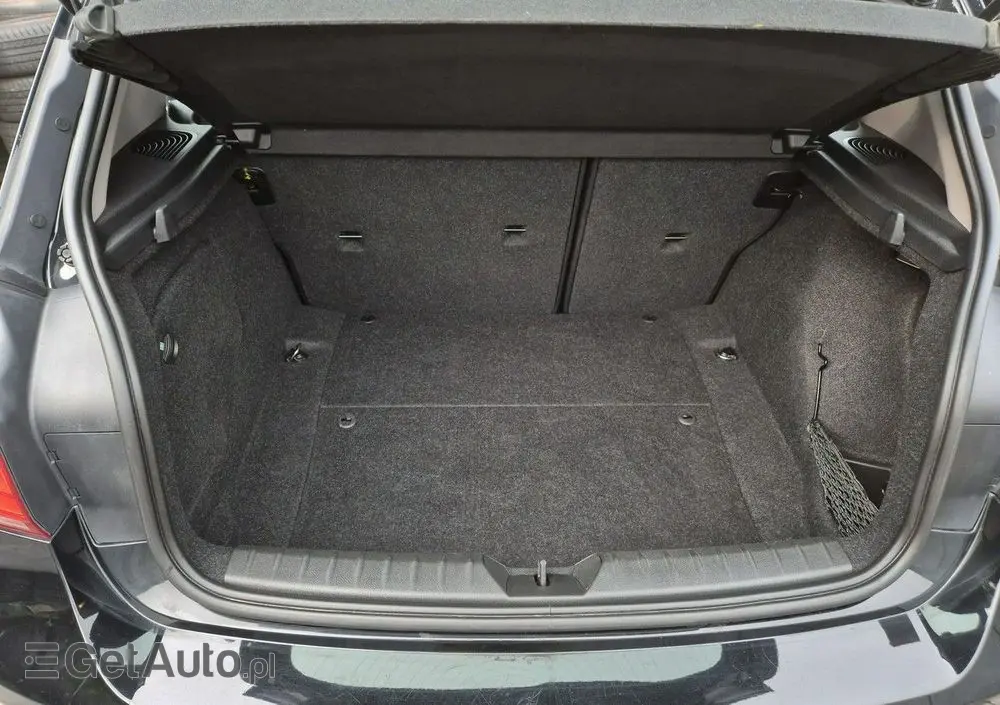 BMW Seria 1 118i Advantage