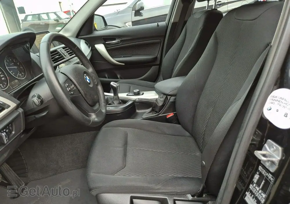 BMW Seria 1 118i Advantage