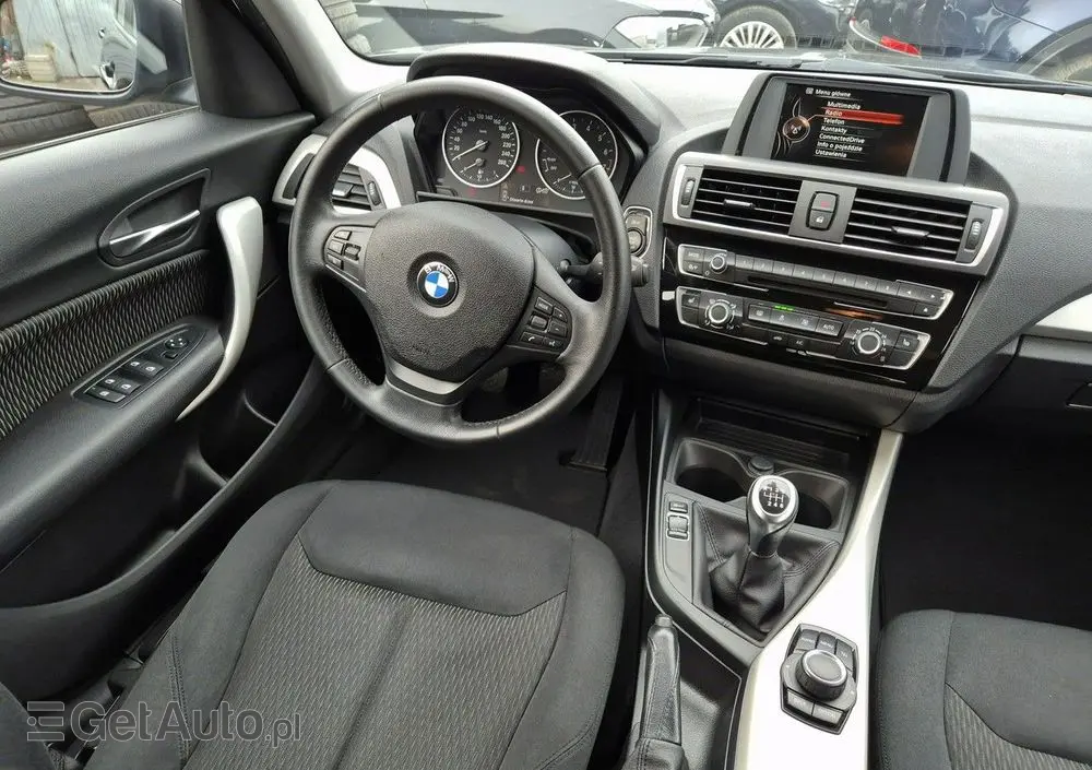 BMW Seria 1 118i Advantage