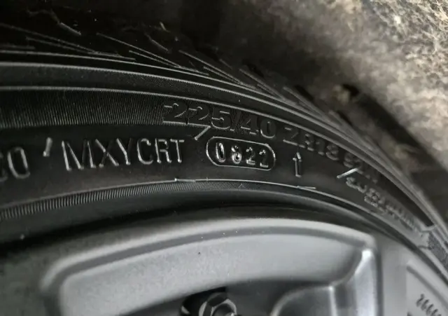 BMW Seria 1 118i Advantage