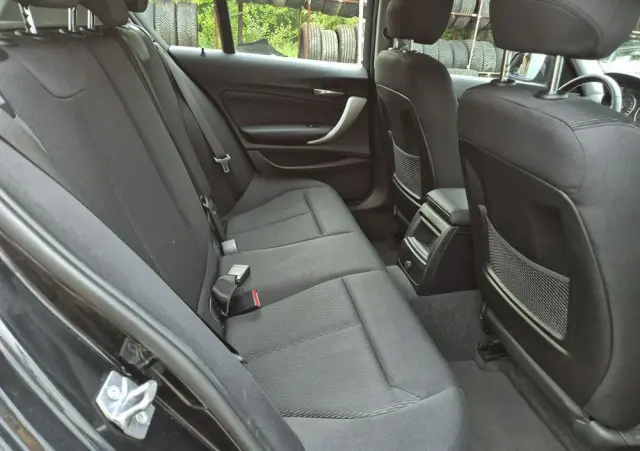 BMW Seria 1 118i Advantage