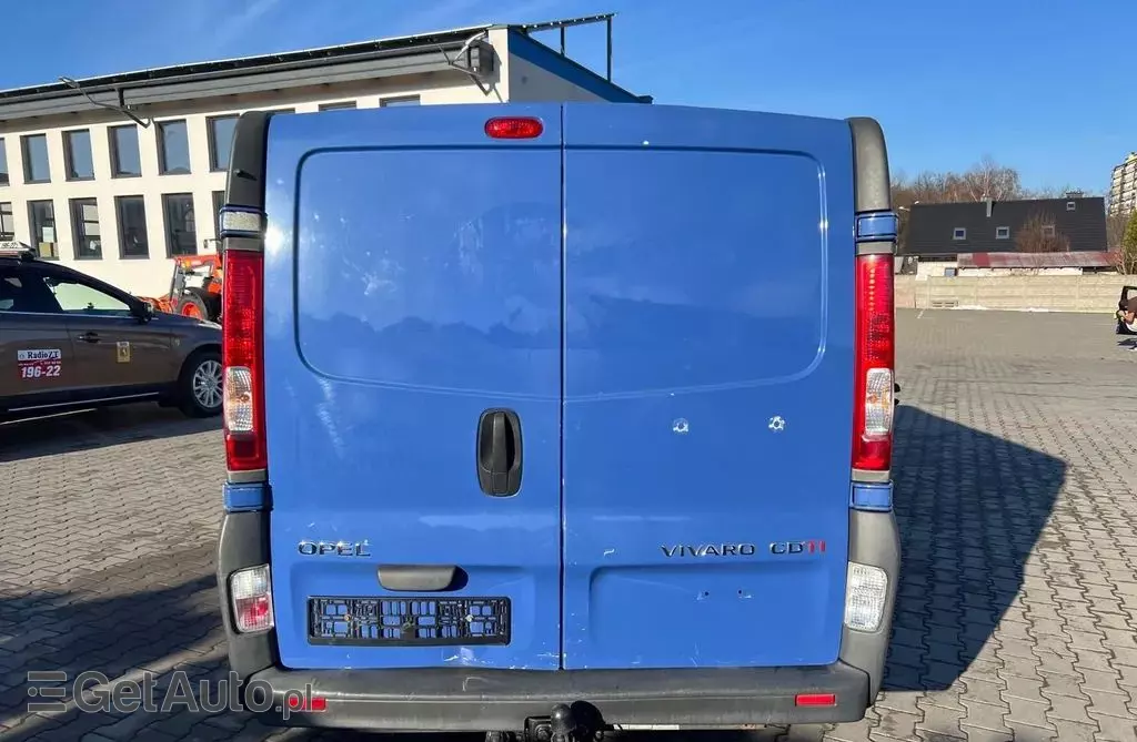 OPEL Vivaro 