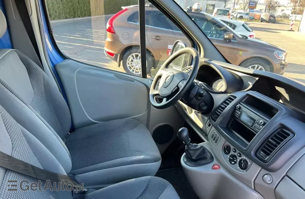 OPEL Vivaro 