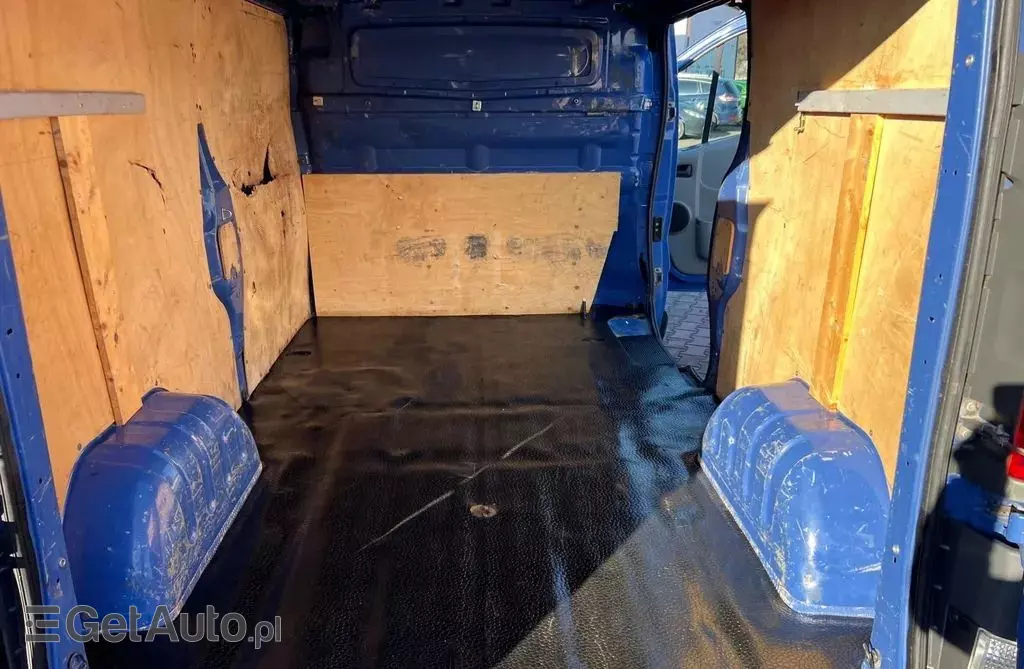 OPEL Vivaro 